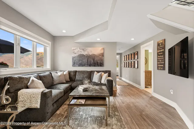 $5,995,000 | 1167 Juniper Hill Road, Aspen, CO 81611