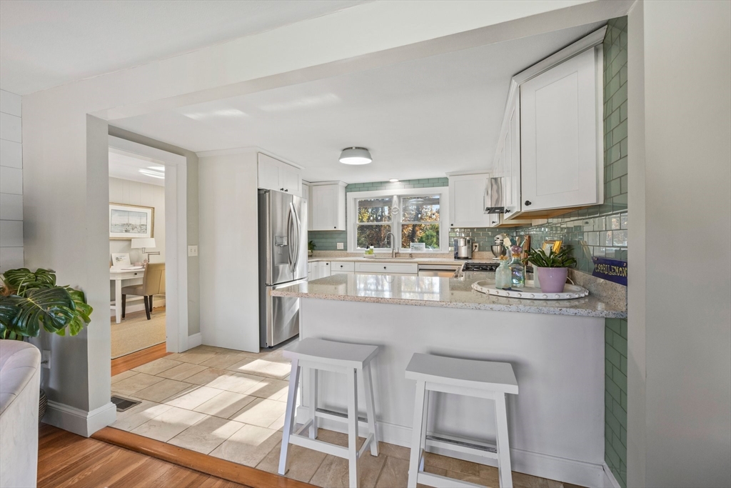 195 Sisson Road Harwich, MA 02645 - Photo 6 of 33 Gallery Image 6