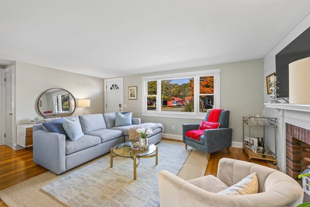 195 Sisson Road Harwich, MA 02645 - Photo 8 of 33 Gallery Image 8