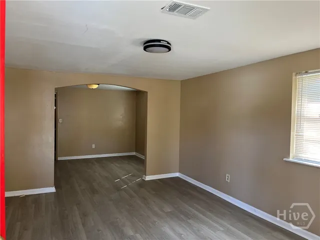 $1,500 | 218 Fell Street, Savannah, GA 31415