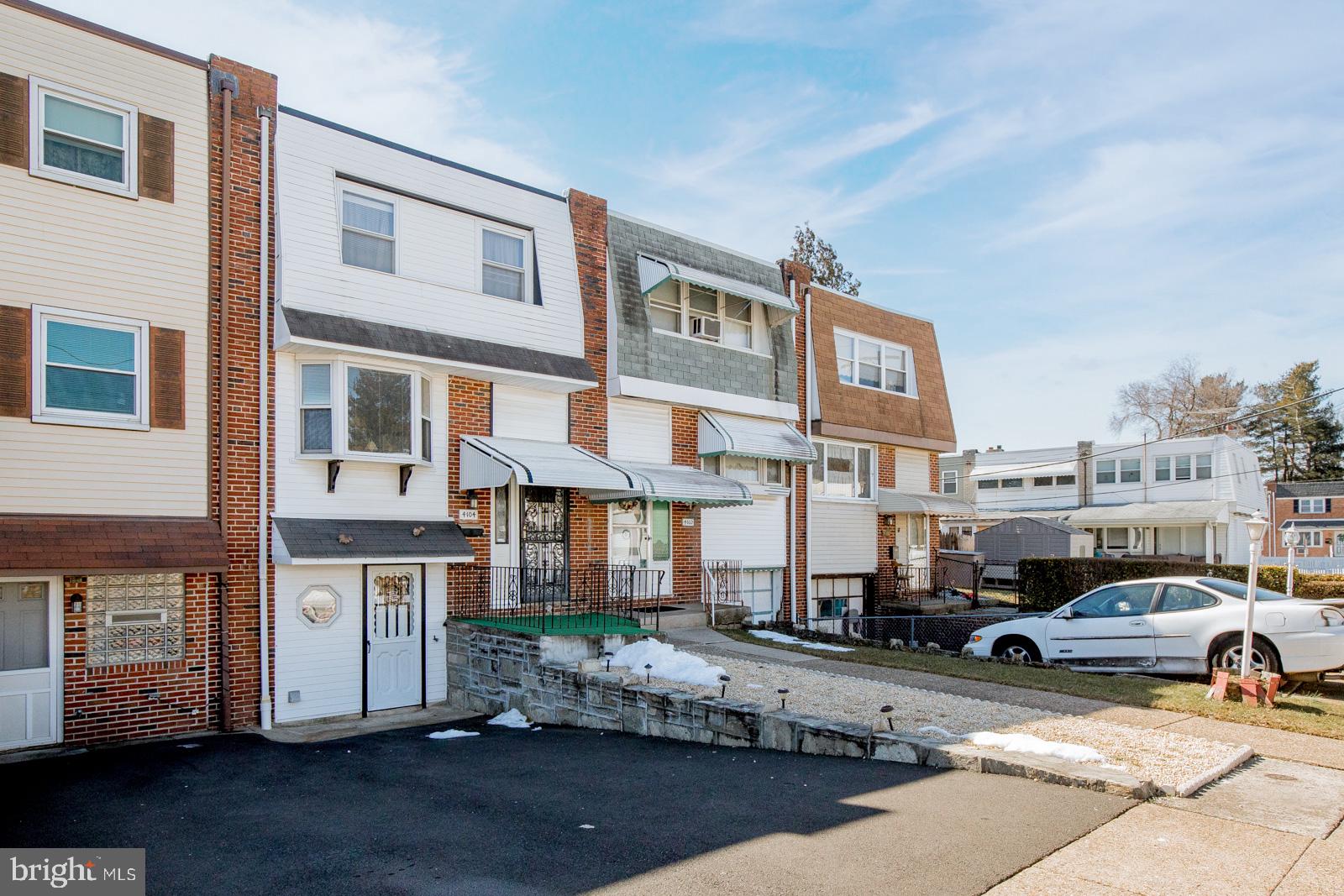 4104 Whiting Road Philadelphia, PA 19154 - Photo 2 of 42 Gallery Image 2