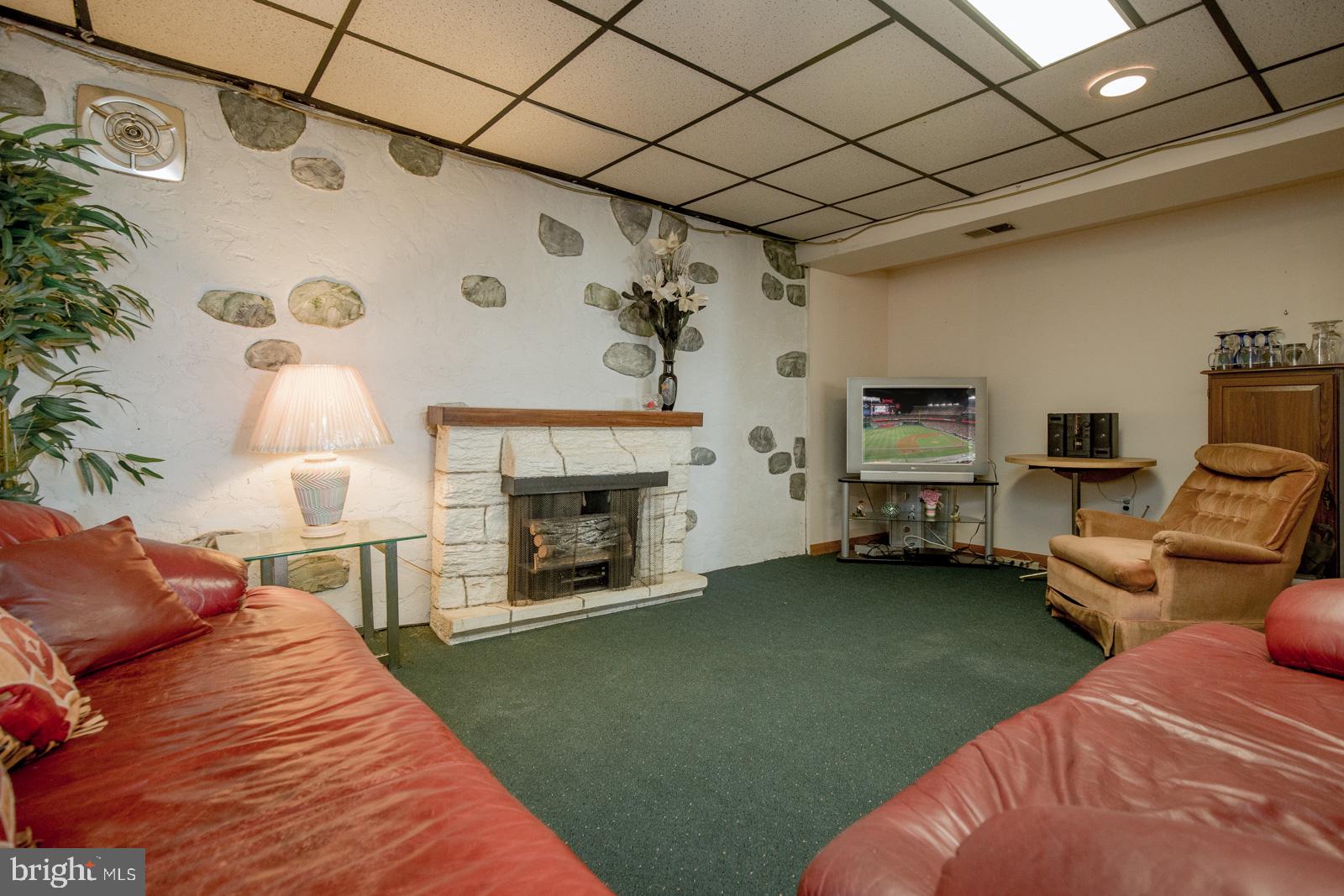 4104 Whiting Road Philadelphia, PA 19154 - Photo 31 of 42 Gallery Image 31