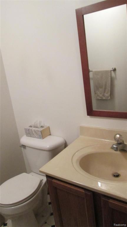 1690 South Boulevard Rochester, MI 48309 - Photo 22 of 24