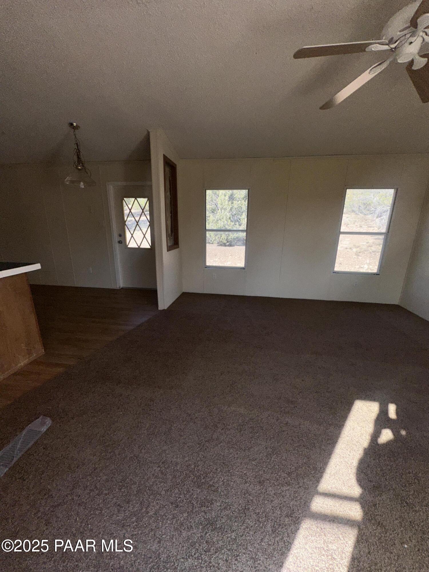 32800 Bucks Road Seligman, AZ 86337 - Photo 4 of 18 IMG-9657