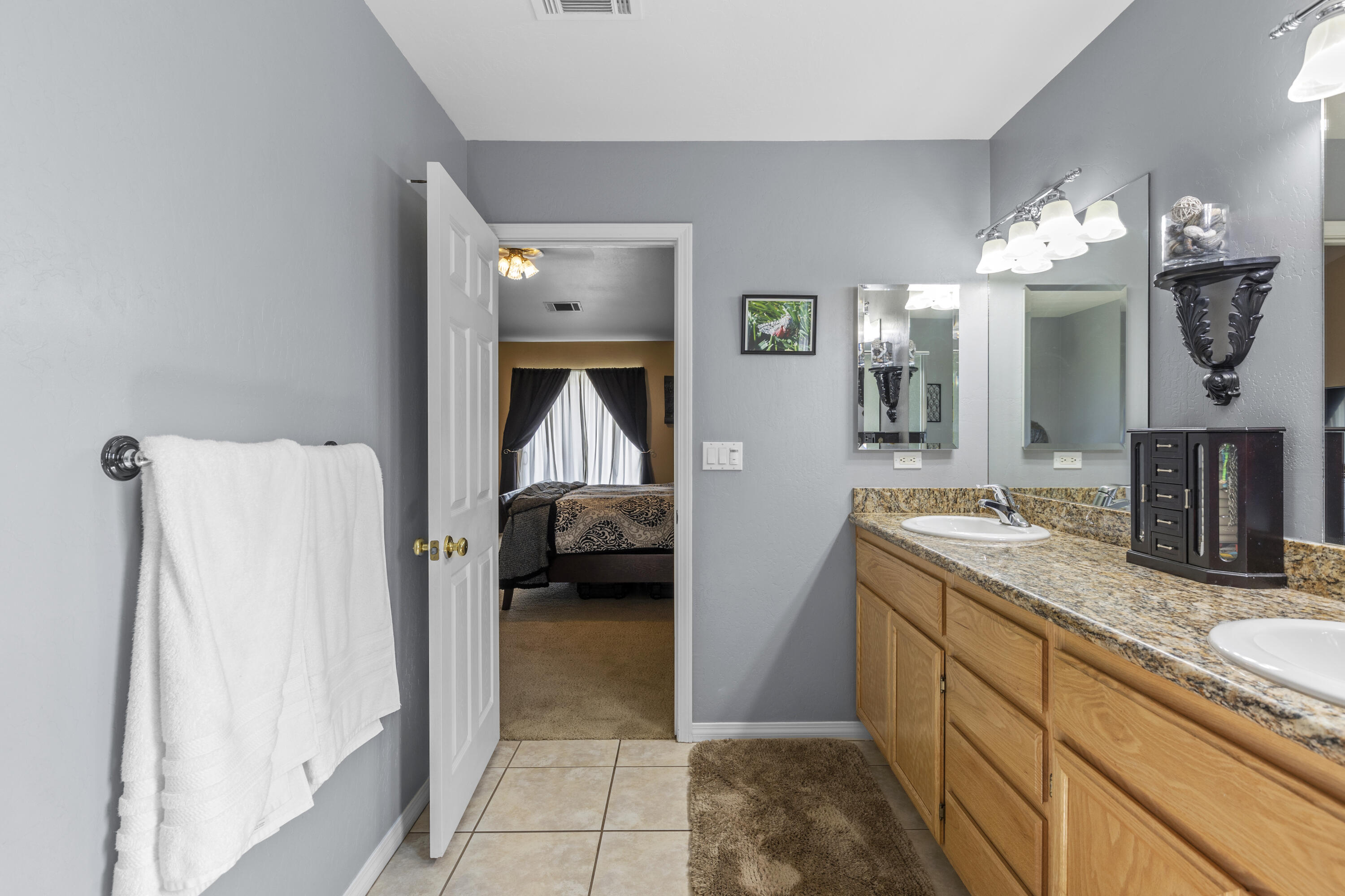 18270 Ghost Town Street Tehachapi, CA 93561 - Photo 28 of 45 6Y9A7254