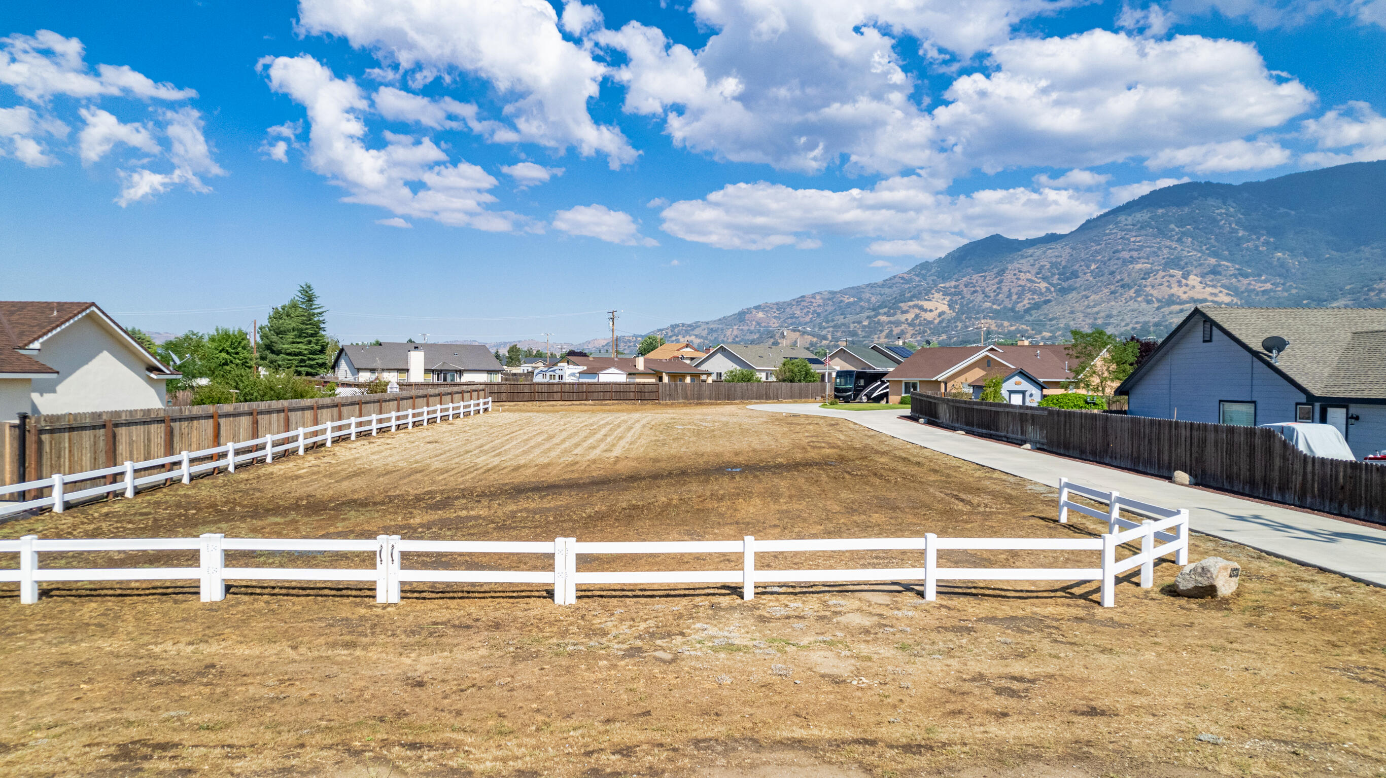 18270 Ghost Town Street Tehachapi, CA 93561 - Photo 40 of 45 DJI_0032211111