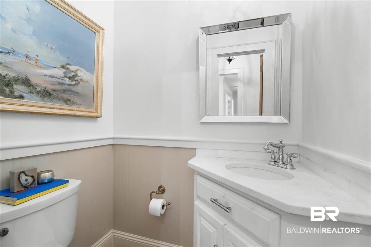 6002 Nelson Drive Fairhope, AL 36532 - Photo 23 of 37 Powder Room