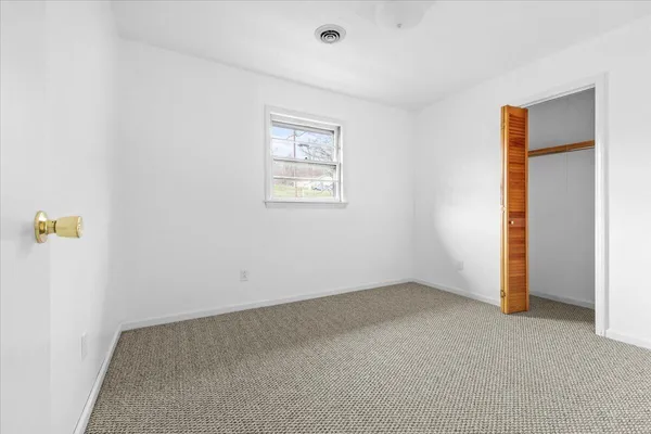 $349,999 | 1471 Mud Pike Road Northwest, Christiansburg, VA 24073