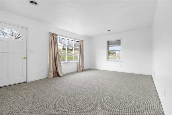 $349,999 | 1471 Mud Pike Road Northwest, Christiansburg, VA 24073