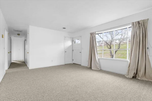 $349,999 | 1471 Mud Pike Road Northwest, Christiansburg, VA 24073