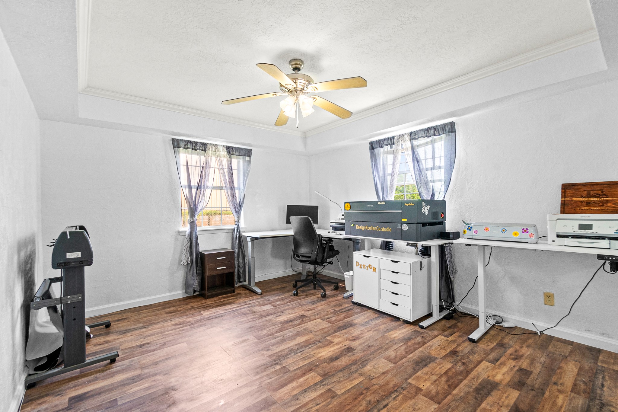 20 Clearview Point Blank, TX 77364 - Photo 18 of 38 a room with furniture a window and wooden floor