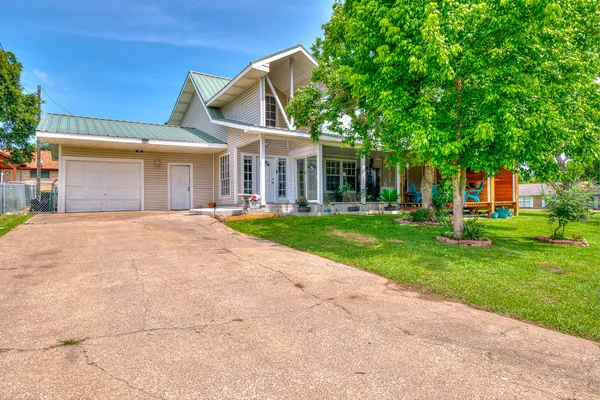 $1,700 | 20 Clearview, Point Blank, TX 77364