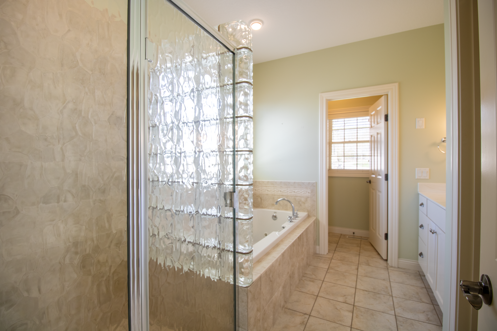 1544 Salem Court Southwest Rochester, MN 55902 - Photo 23 of 39