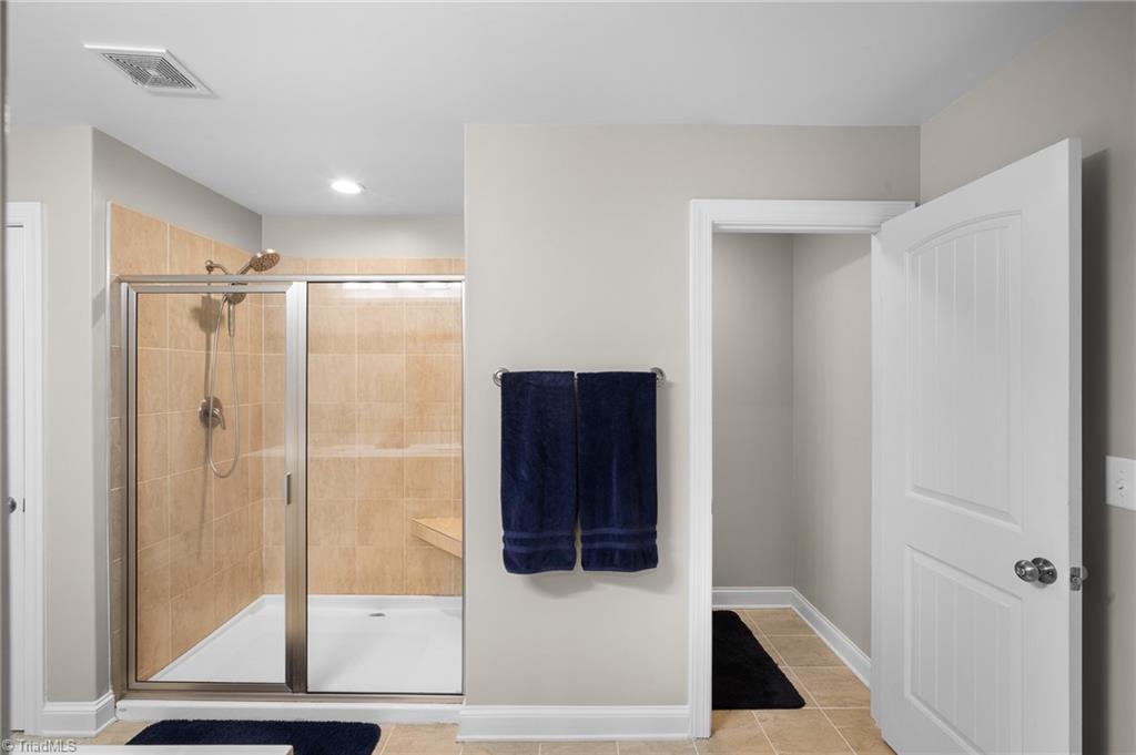 1273 South Union Grove Road Lexington, NC 27295 - Photo 28 of 44 Primary Bathroom