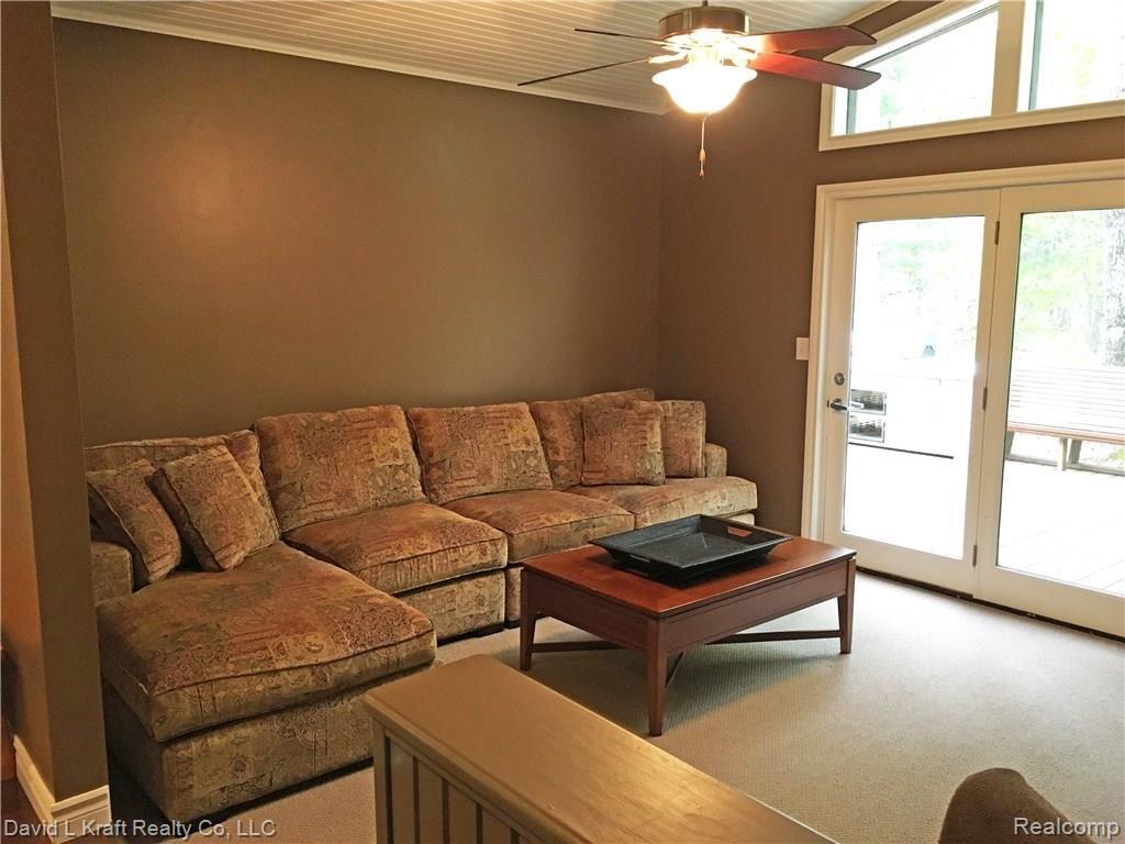 4379 Old Sand Road Caseville, MI 48725 - Photo 13 of 29 IMG_2532.jpg