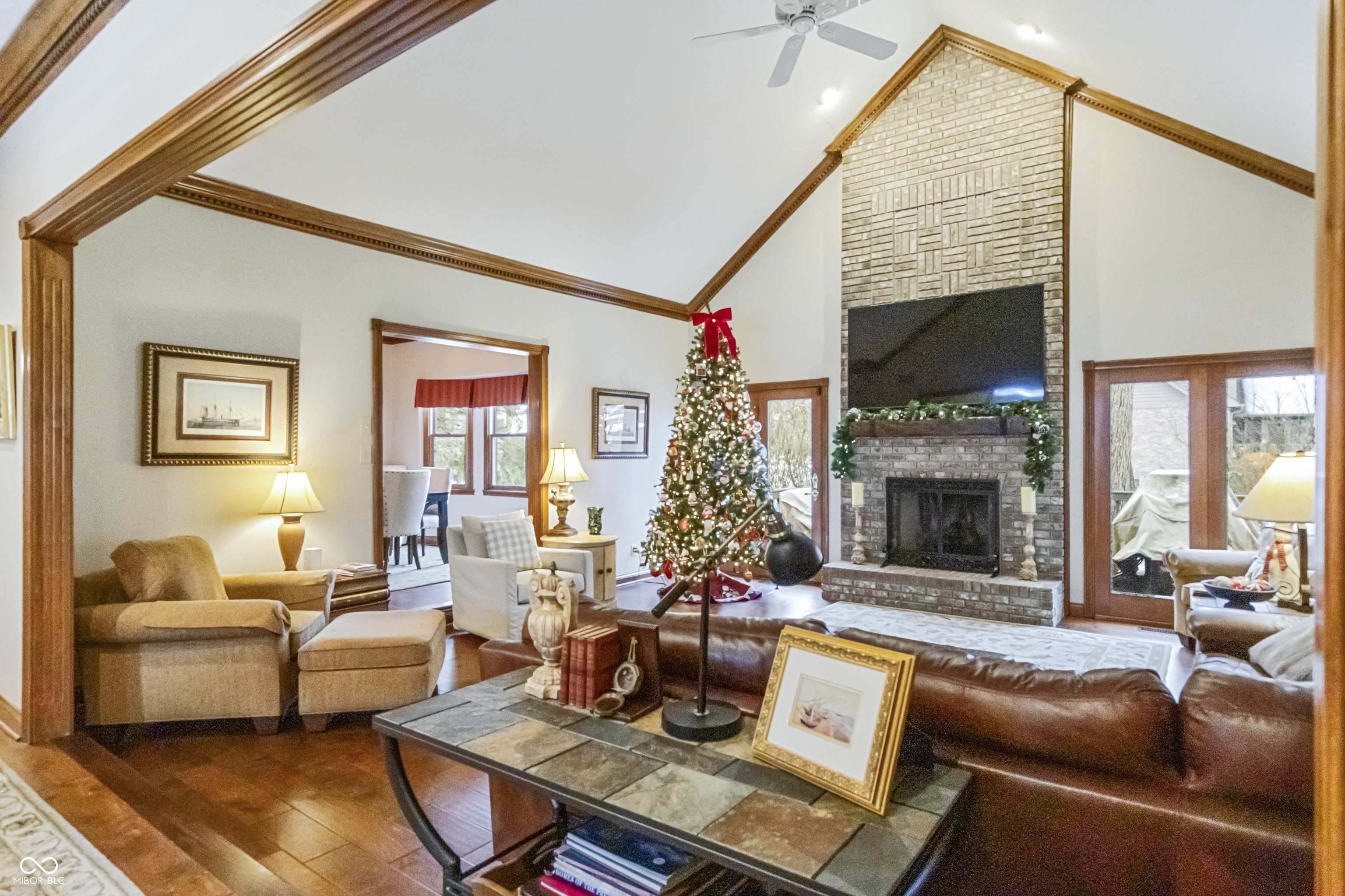 7591 Timber Springs Drive Fishers, IN 46038 - Photo 10 of 36