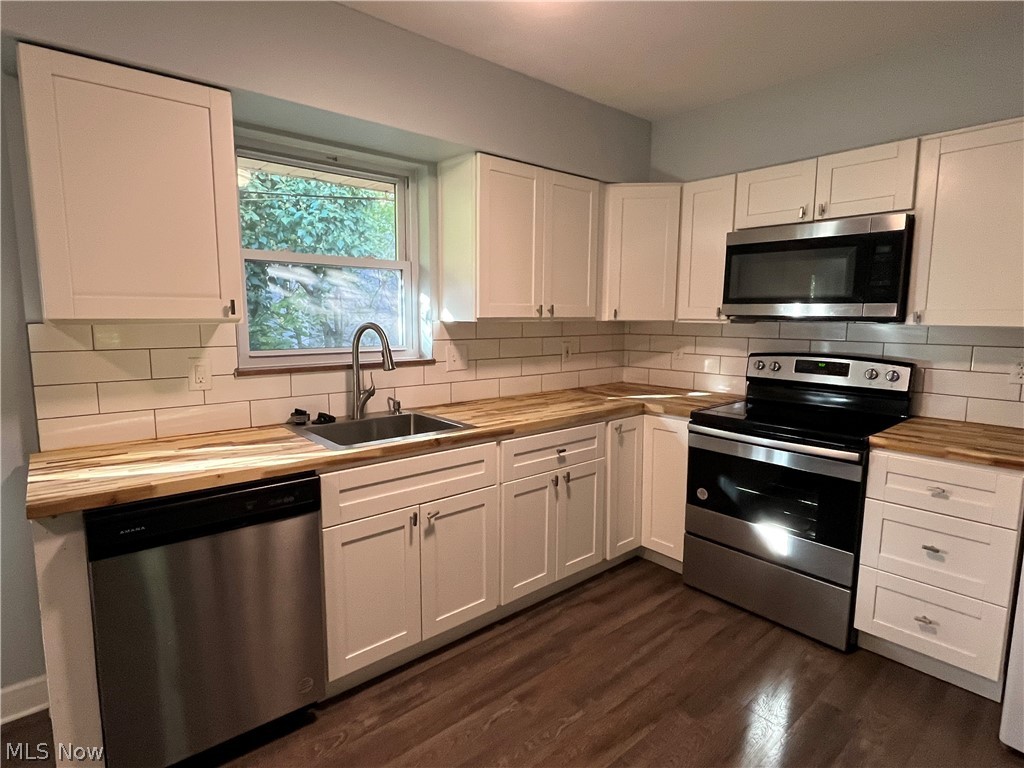 1560 Wagar Road Rocky River, OH 44116 - Photo 5 of 18