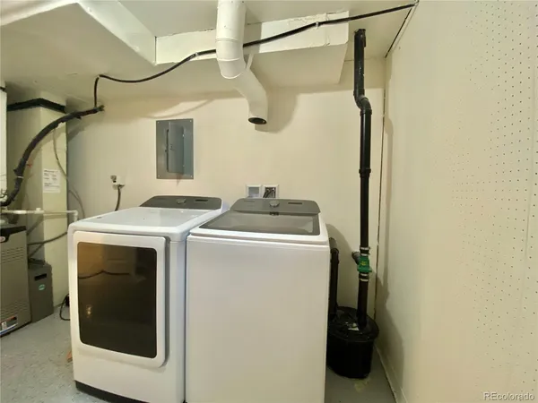 $2,895 | 3015 Pontiac Street, Denver, CO 80207