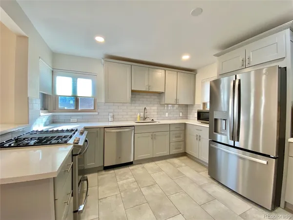 $2,895 | 3015 Pontiac Street, Denver, CO 80207