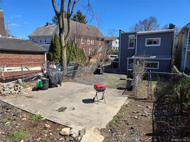 a house view with a outdoor space