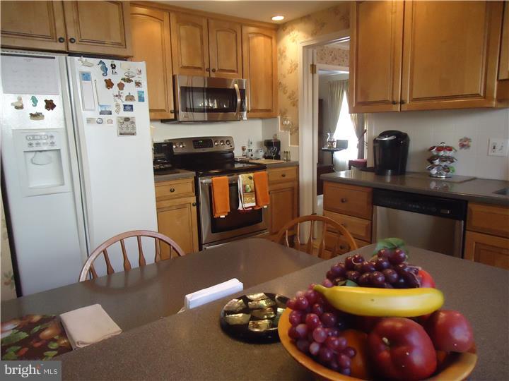 22 Buxton Road Cherry Hill, NJ 08003 - Photo 11 of 21 Gallery Image 11