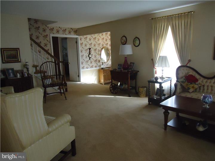 22 Buxton Road Cherry Hill, NJ 08003 - Photo 5 of 21 Gallery Image 5