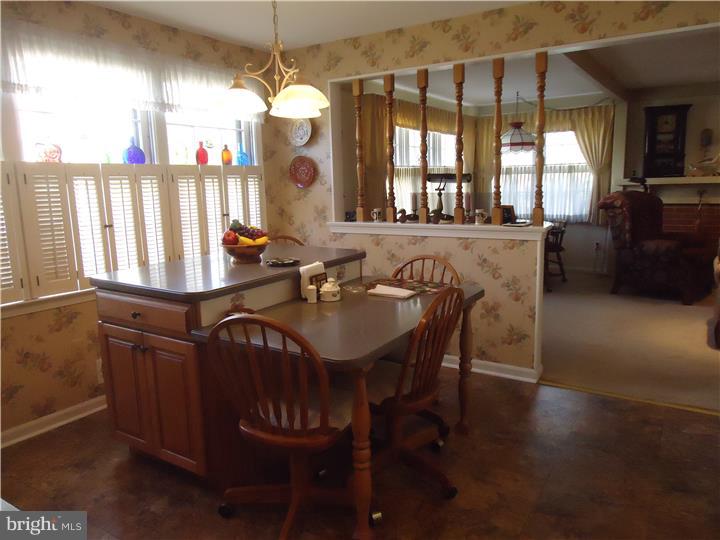22 Buxton Road Cherry Hill, NJ 08003 - Photo 10 of 21 Gallery Image 10