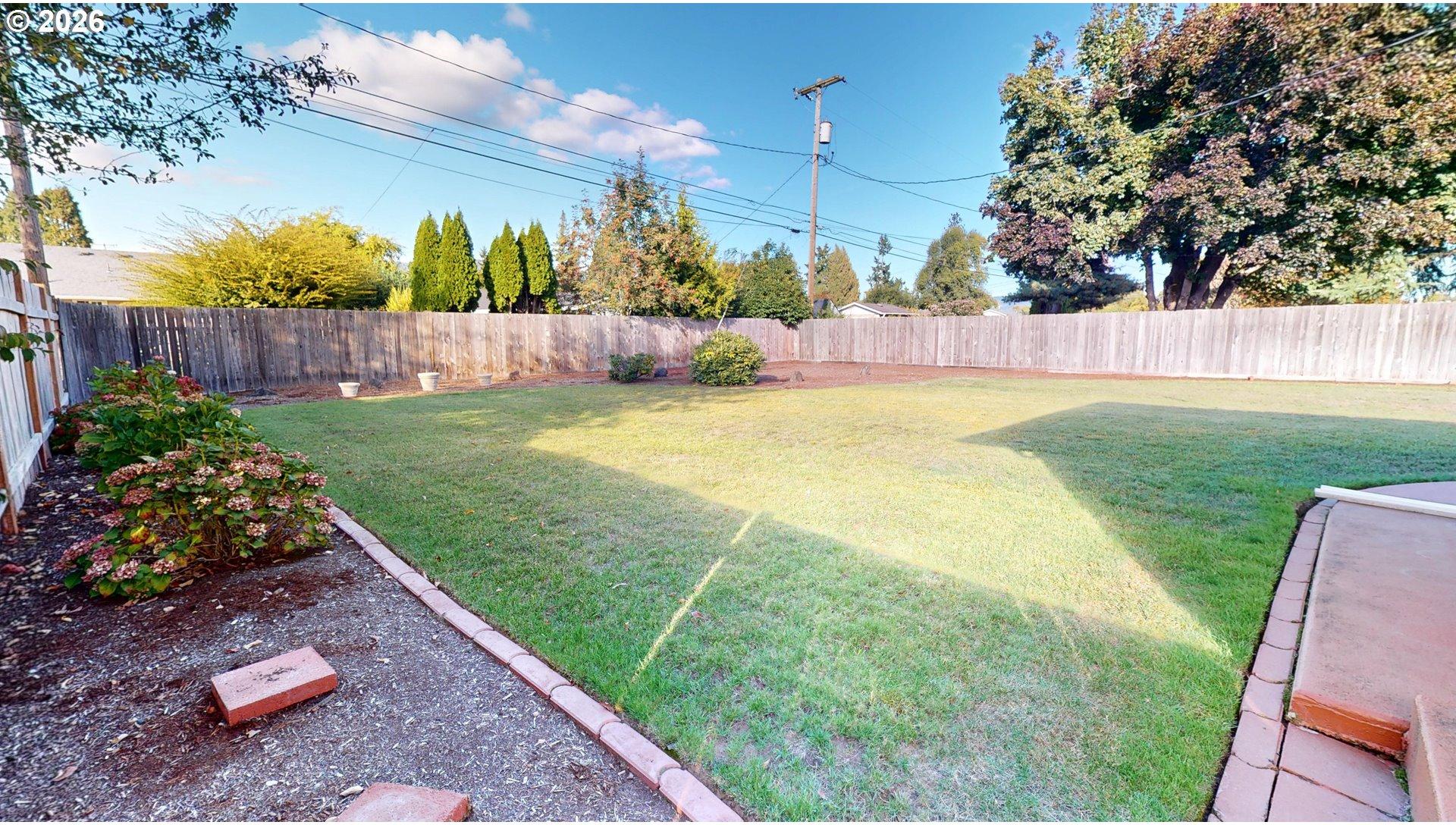 354 V Street Springfield, OR 97477 - Photo 30 of 42 Gallery Image 30