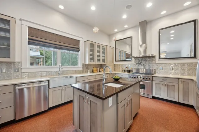 $2,650,000 | 604 Ash Street, Fernandina Beach, FL 32034