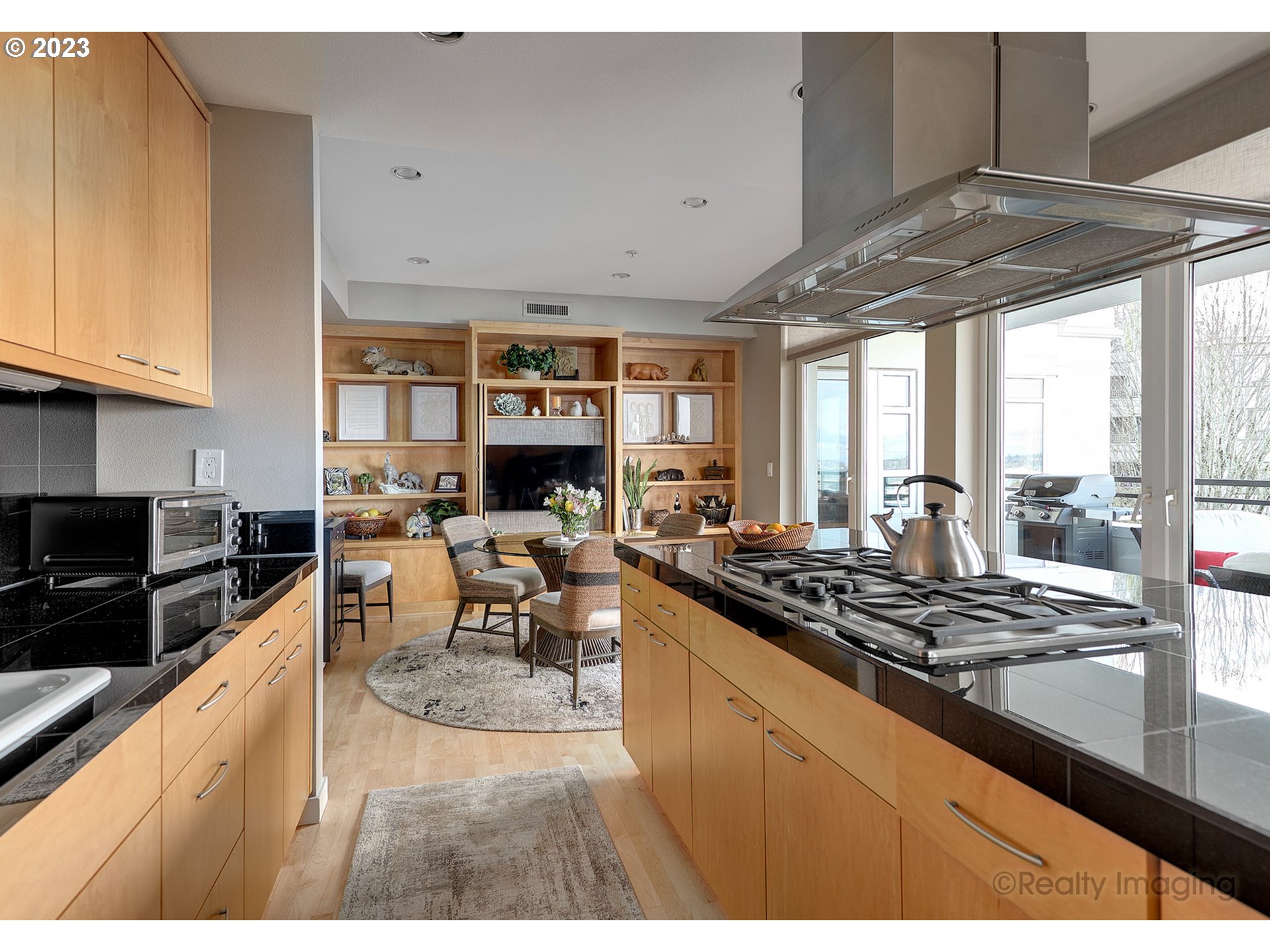 2445 Northwest Westover Road, Unit 417 Portland, OR 97210 - Photo 15 of 30 Gallery Image 15