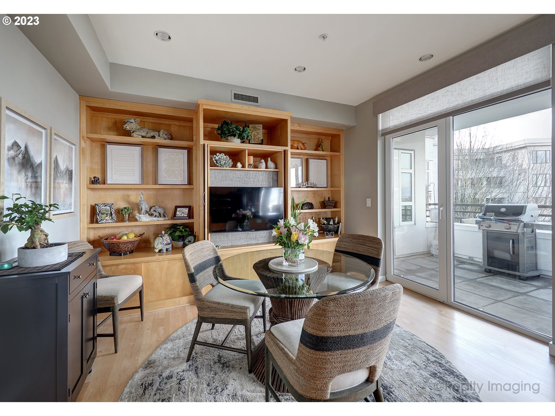 2445 Northwest Westover Road, Unit 417 Portland, OR 97210 - Photo 16 of 30 Gallery Image 16