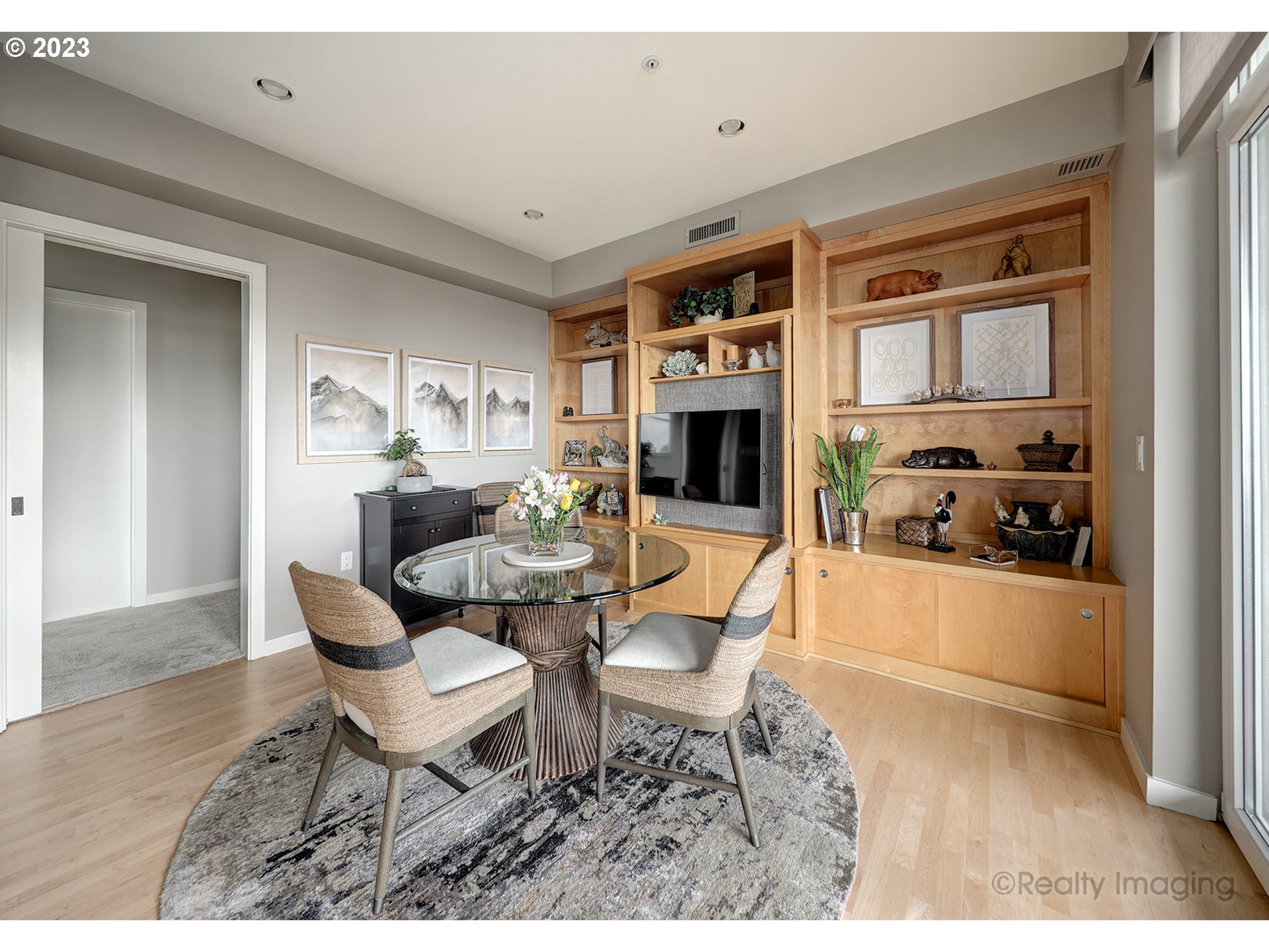 2445 Northwest Westover Road, Unit 417 Portland, OR 97210 - Photo 17 of 30 Gallery Image 17