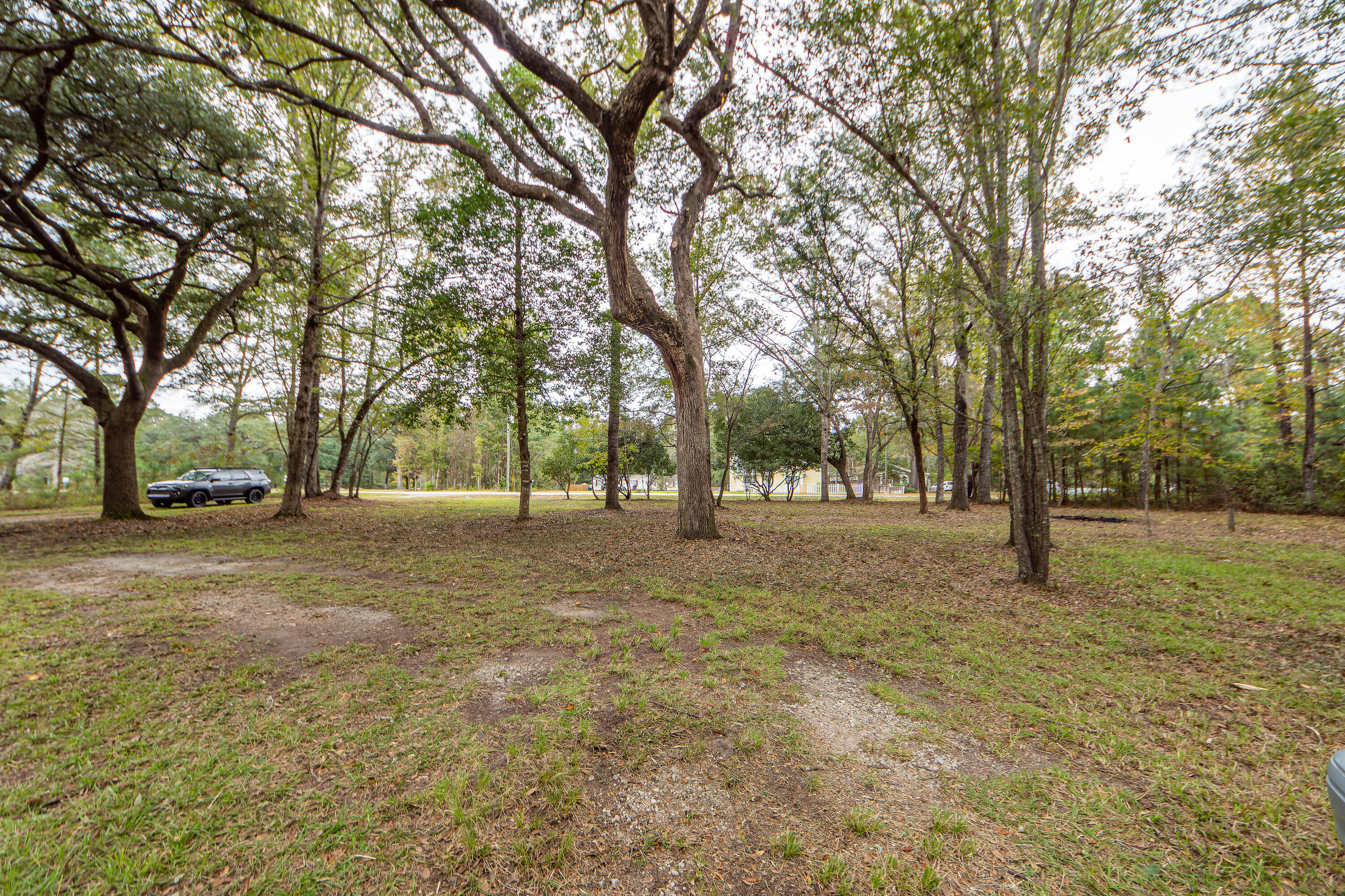 501 County Rd S-18-57 Summerville, SC 29483 - Photo 16 of 21 16