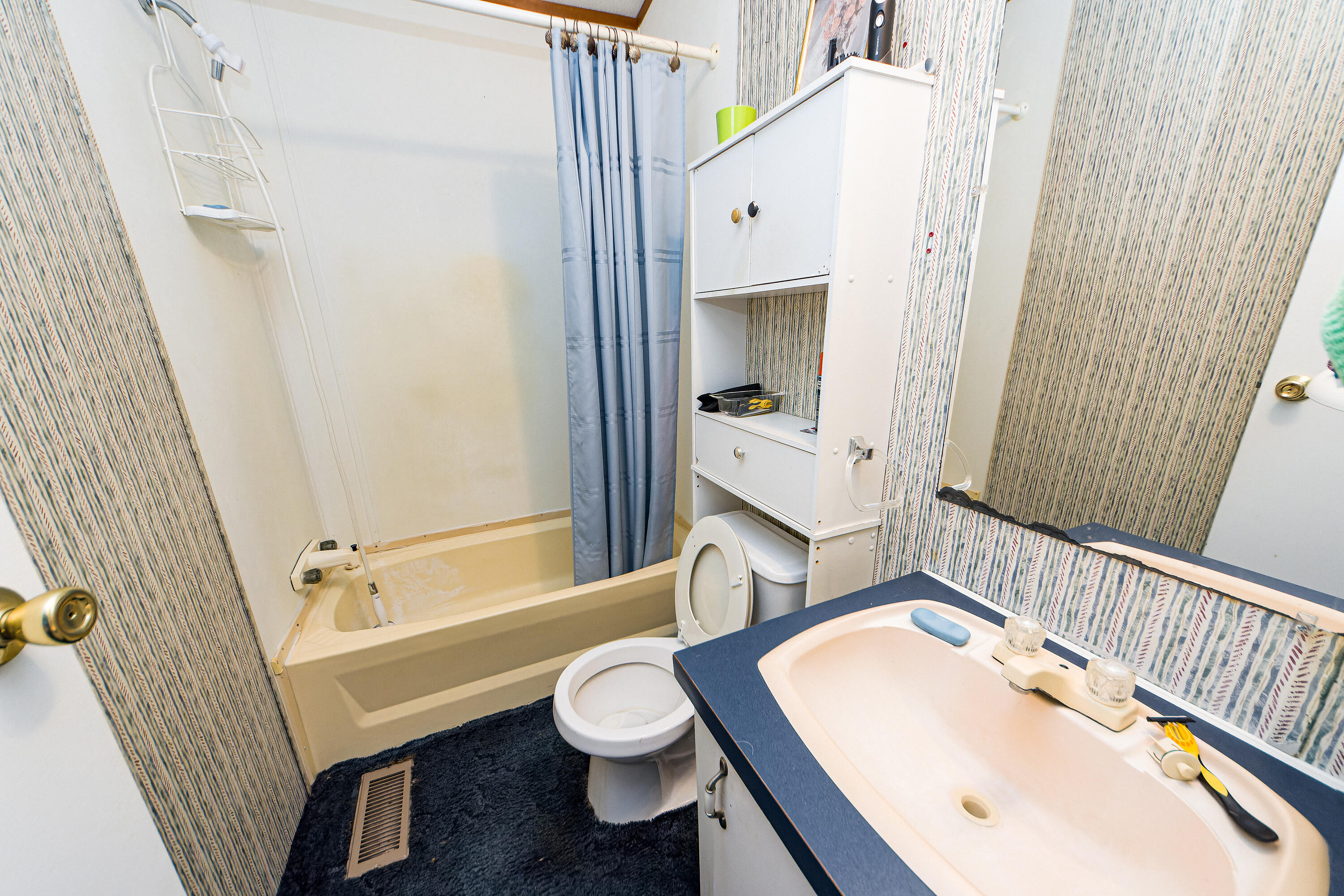 501 County Rd S-18-57 Summerville, SC 29483 - Photo 9 of 21 09