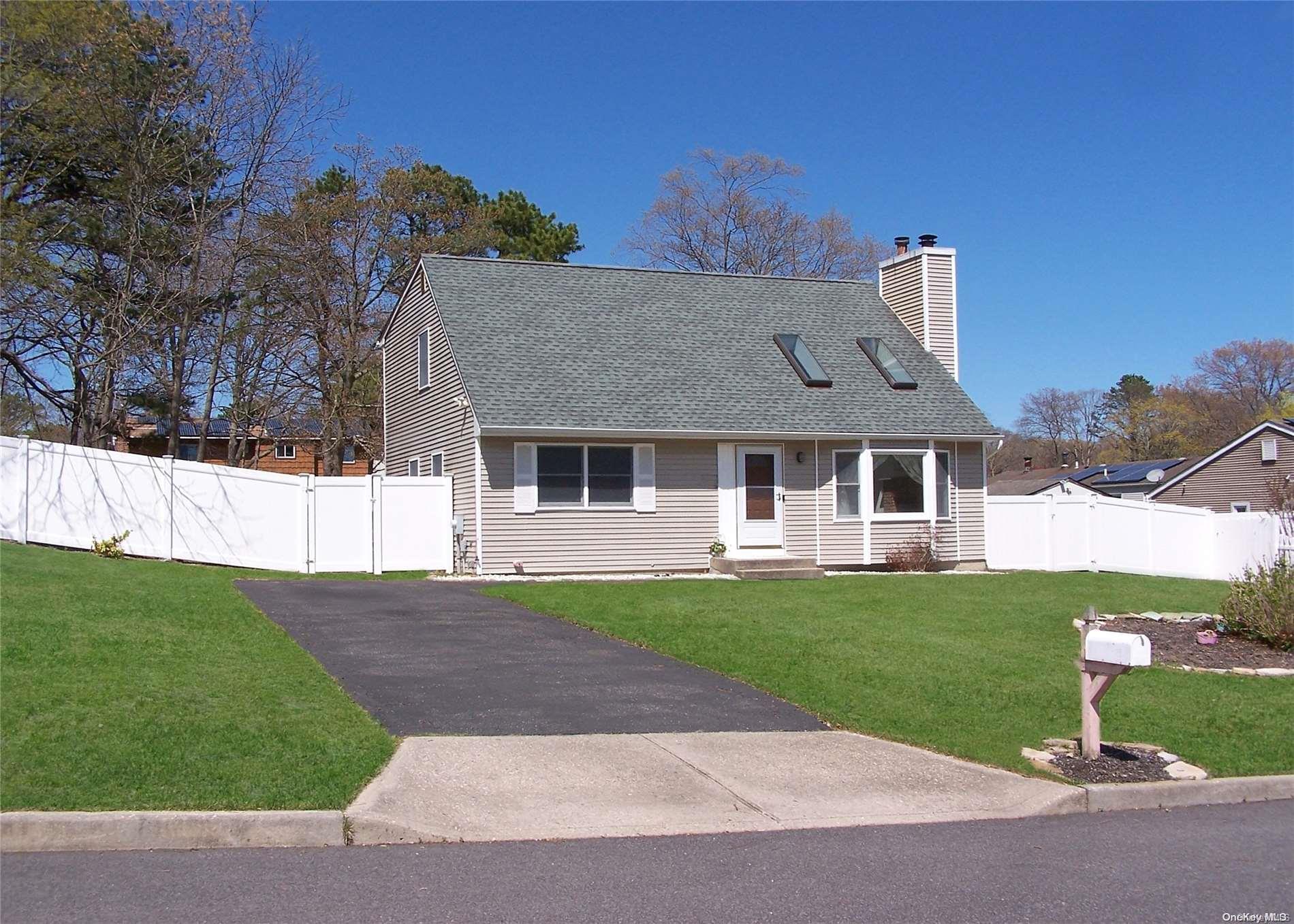 19 Samuels Lane Selden, NY 11784 - Photo 1 of 1