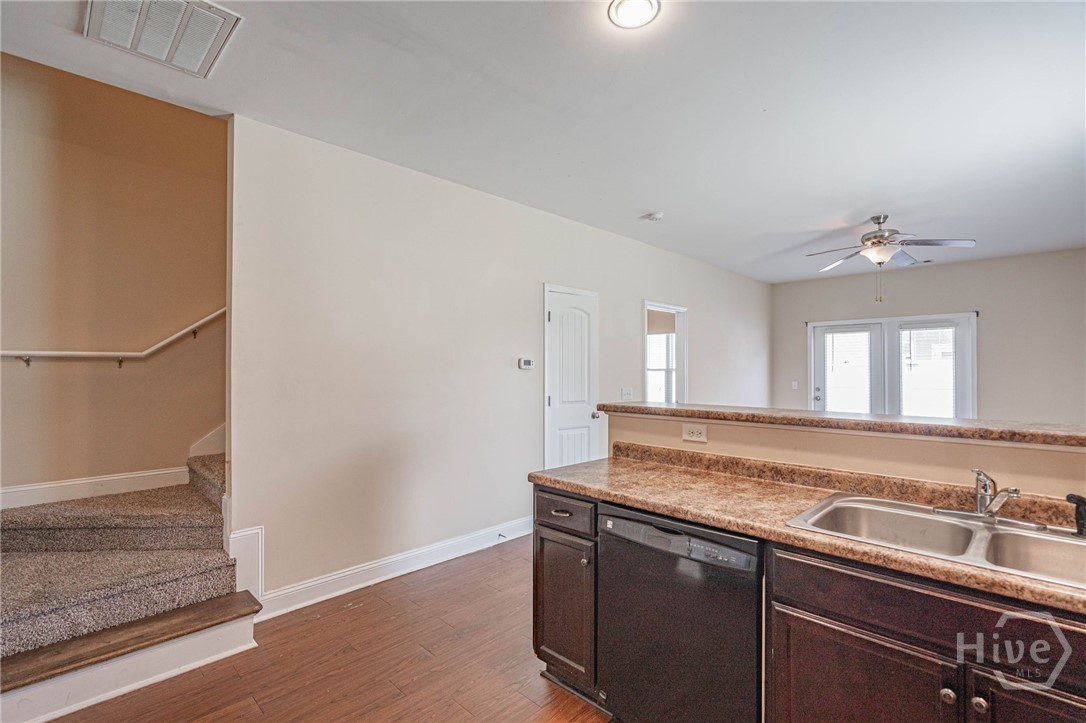 30 Reese Way Savannah, GA 31419 - Photo 8 of 39