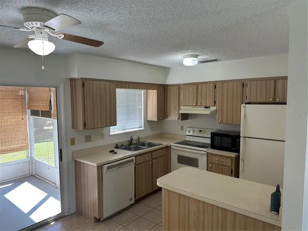 $1,295 | 11143 Southwest 78th Avenue, Ocala, FL 34476