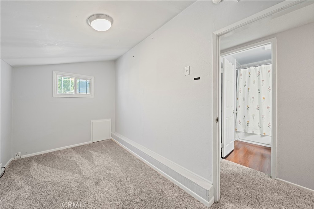 24243 Lema Drive Valencia, CA 91355 - Photo 26 of 37