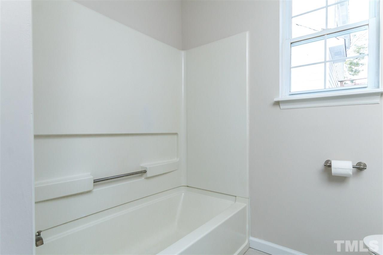 1029 Mills Street Raleigh, NC 27608 - Photo 20 of 24