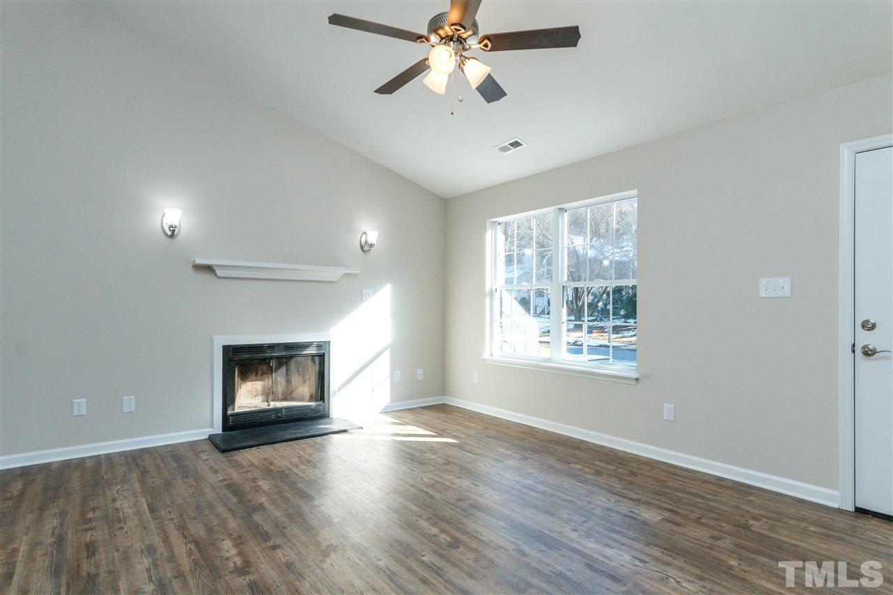 1029 Mills Street Raleigh, NC 27608 - Photo 5 of 24