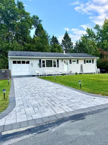 $380,000 | 13 Keystone Park, Middletown, NY 10940