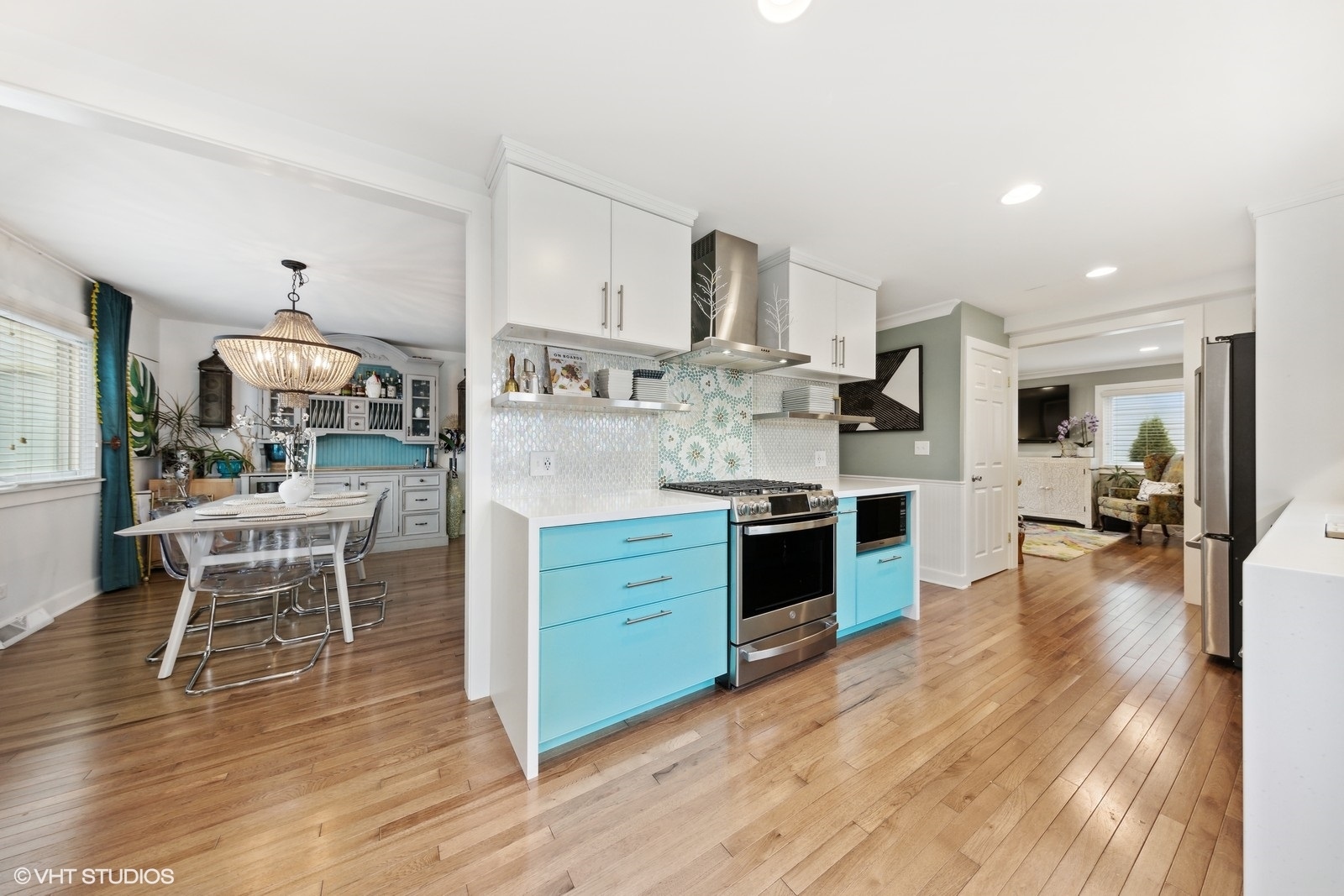 811 North Willow Road Elmhurst, IL 60126 - Photo 9 of 20 Gallery Image 9