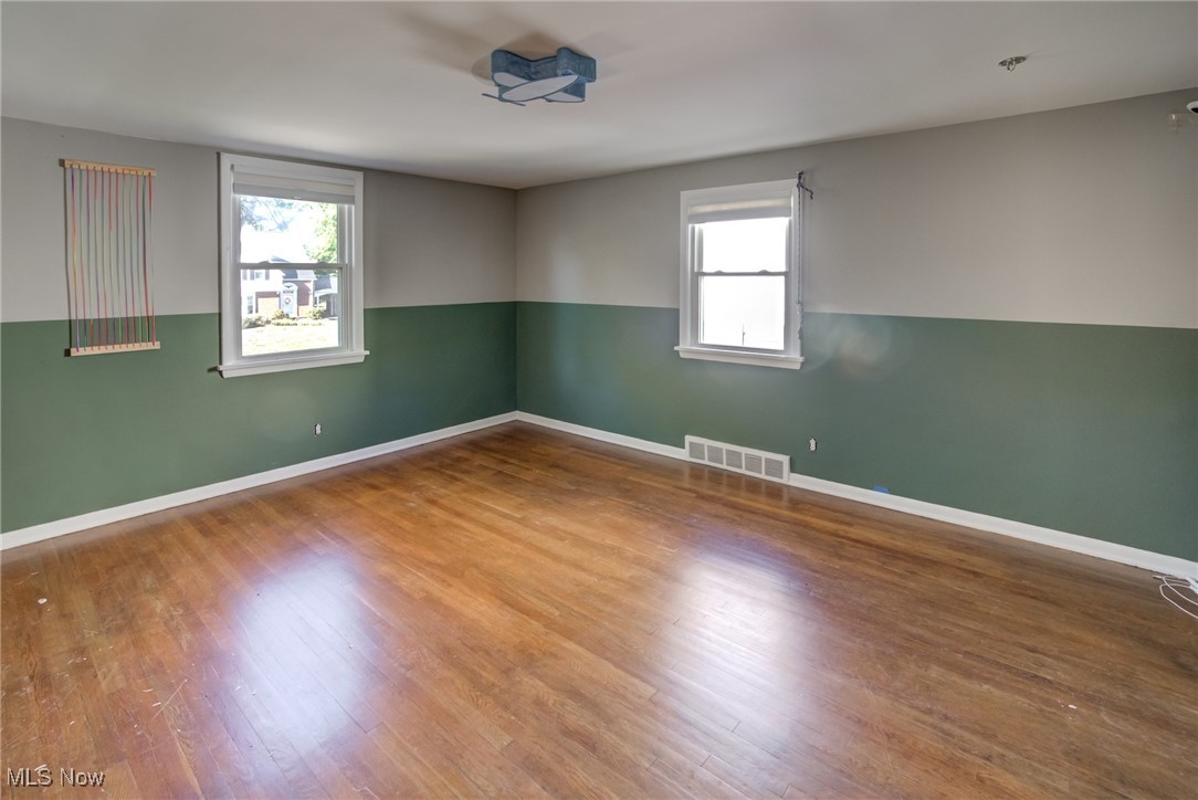4532 Mackall Road South Euclid, OH 44121 - Photo 23 of 35 Bedroom 2