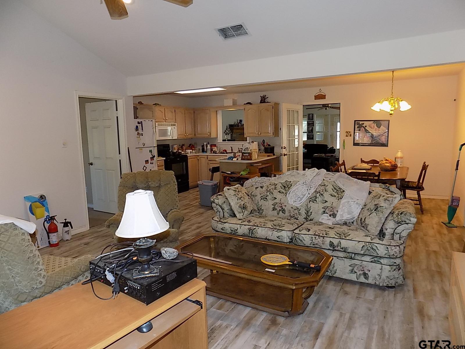 111 Laurel Lane Holly Lake Ranch, TX 75765 - Photo 25 of 43