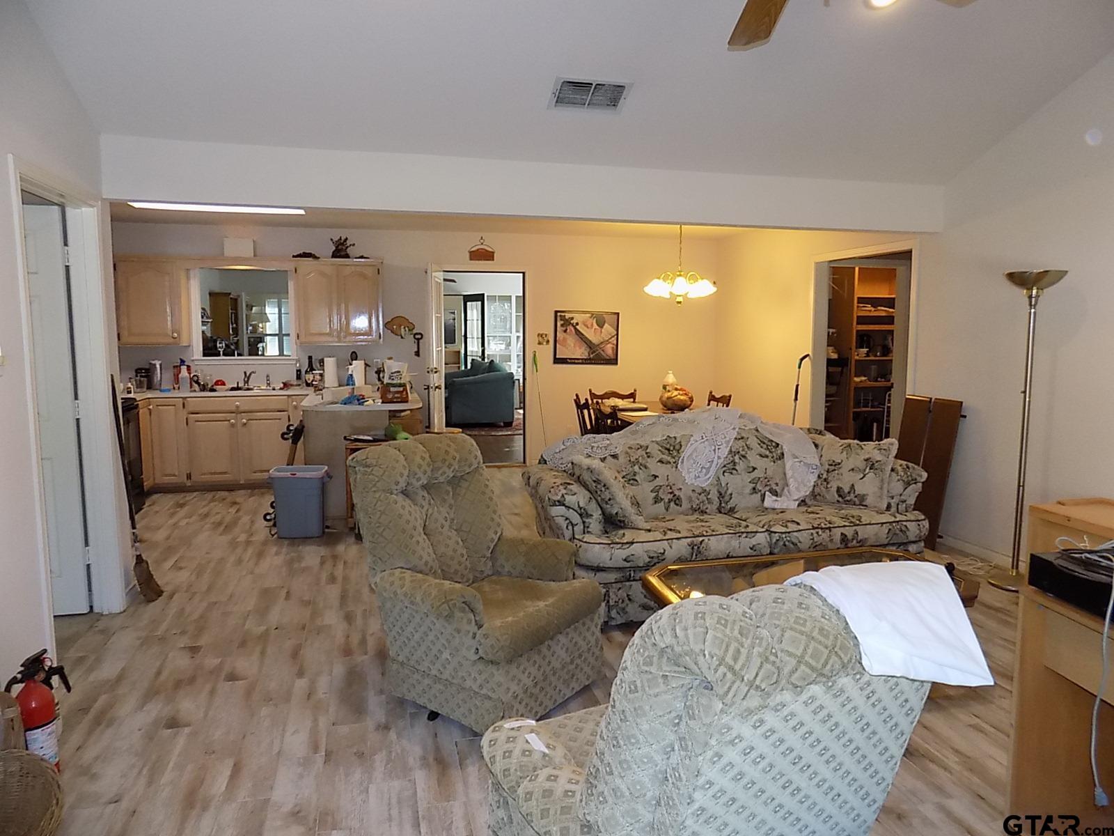 111 Laurel Lane Holly Lake Ranch, TX 75765 - Photo 6 of 43