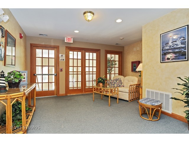 420 57th Street, Unit 103 Kenosha, WI 53140 - Photo 2 of 15