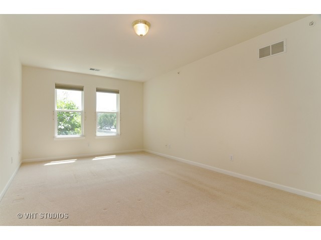 420 57th Street, Unit 103 Kenosha, WI 53140 - Photo 9 of 15