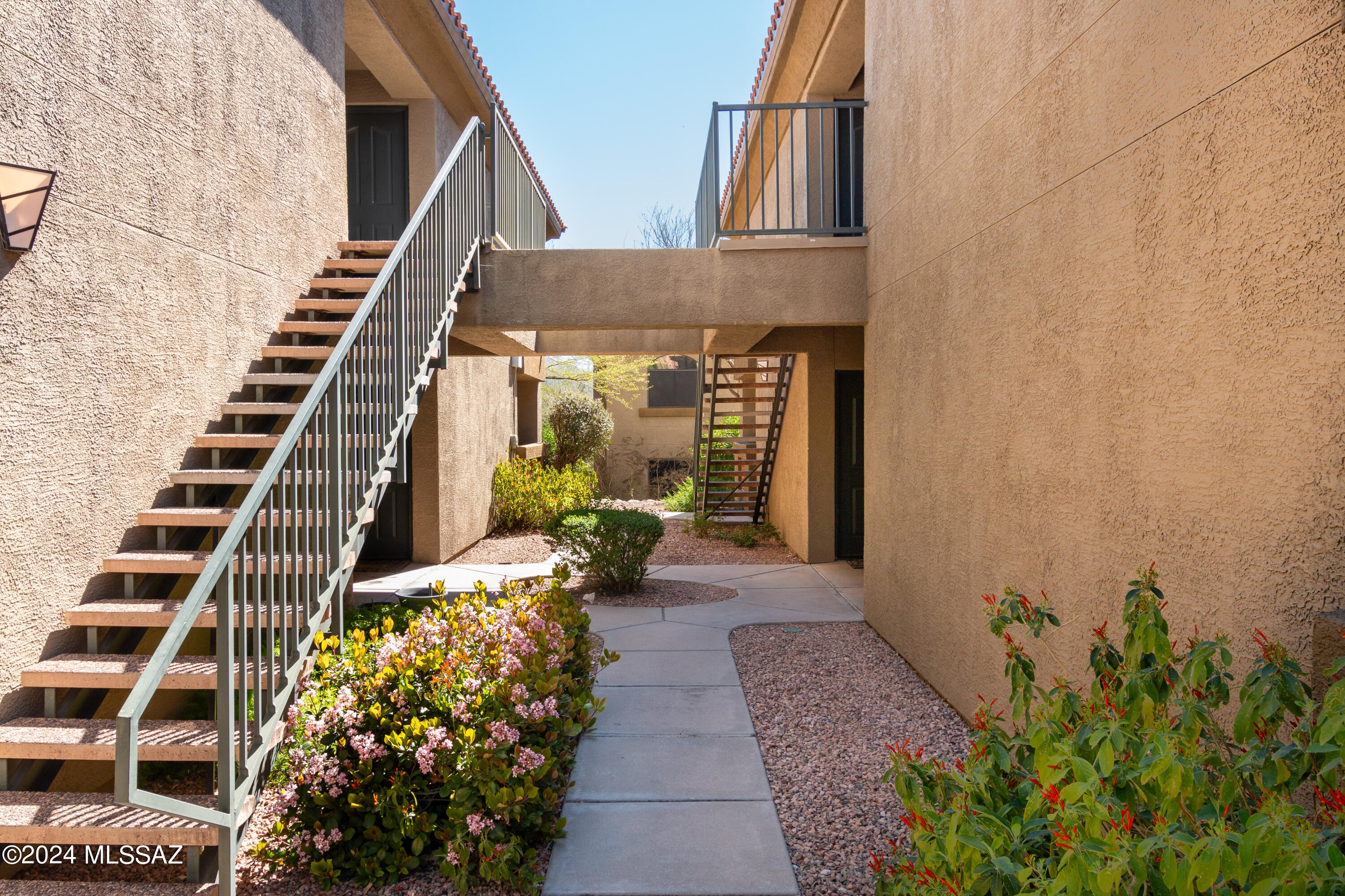 5751 North Kolb Road, Unit 9108 Tucson, AZ 85750 - Photo 3 of 32