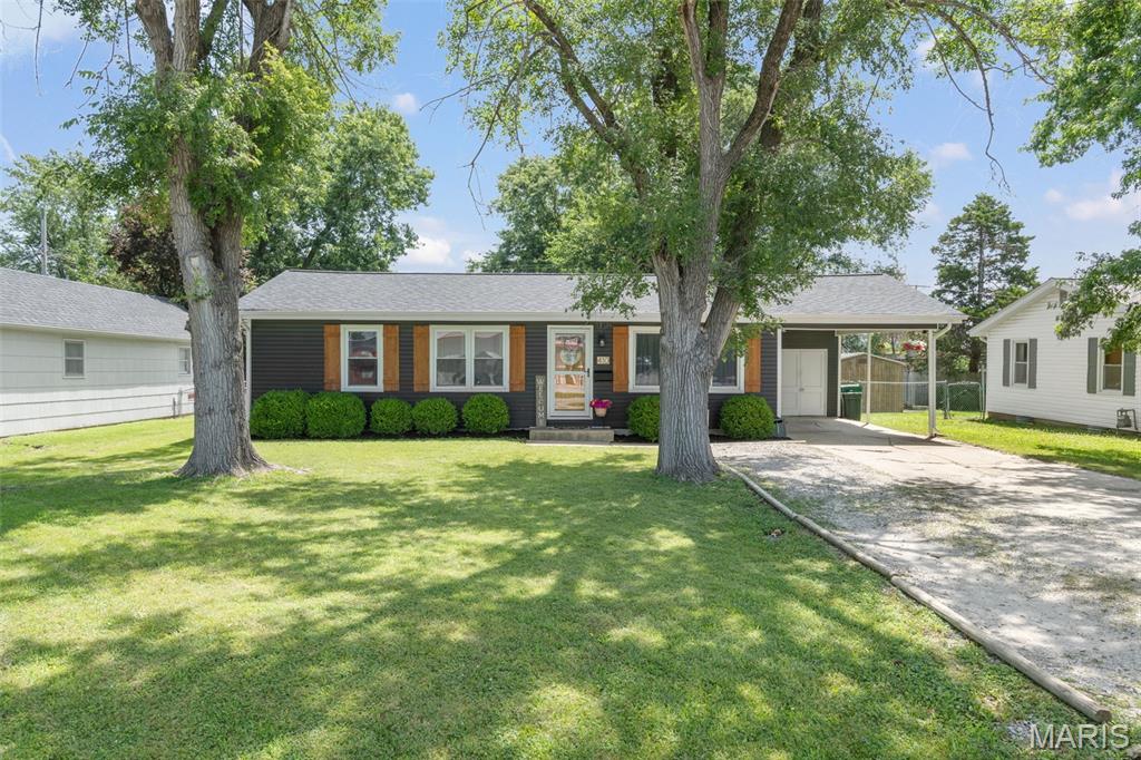 410 Ringo Street Mexico, MO 65265 - Photo 3 of 36