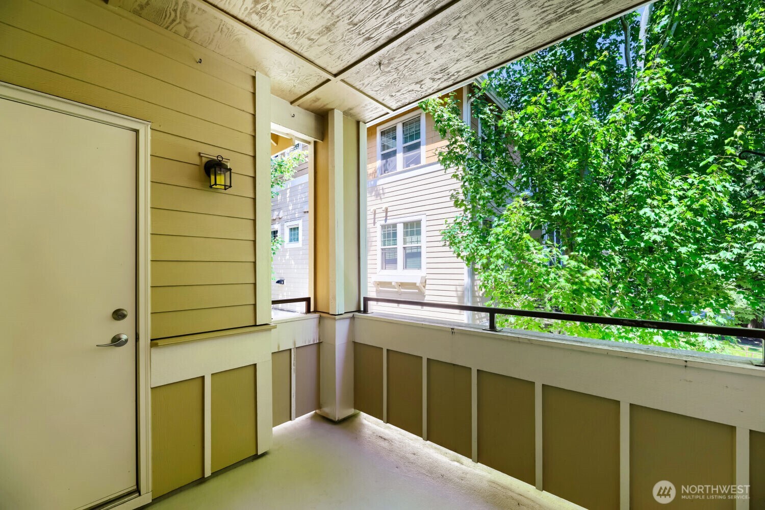 8535 Avondale Road Northeast, Unit A204 Redmond, WA 98052 - Photo 28 of 34
